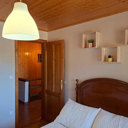 Casa Da Furninha Na Branda Da Bouca Dos Homens Mourim